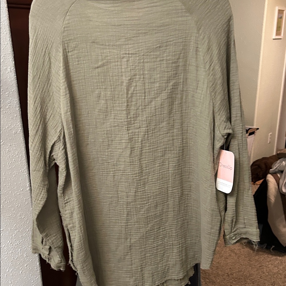 Style Rack Sage Green Textured Top - Picture 8 of 8